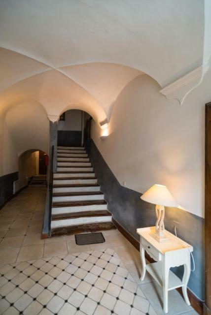 Charme Et Standing Centre Ville Barcelonnette Exterior foto